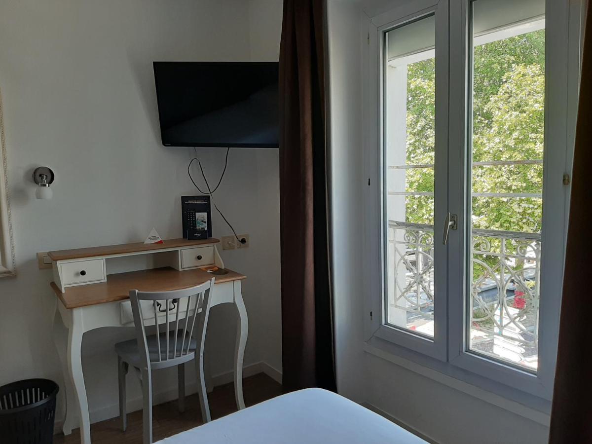 Le Royalty Hotel Angers Ngoại thất bức ảnh