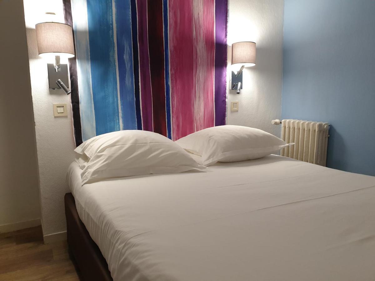 Le Royalty Hotel Angers Ngoại thất bức ảnh