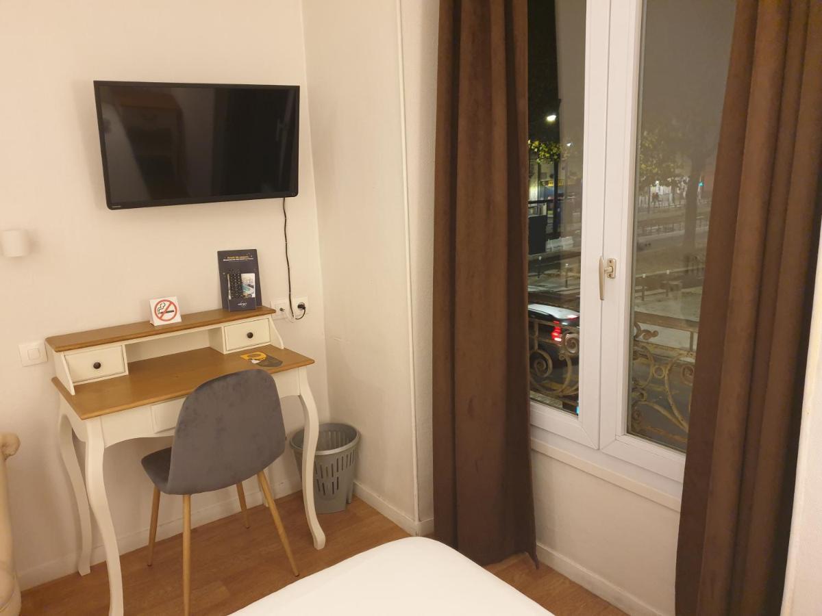 Le Royalty Hotel Angers Ngoại thất bức ảnh