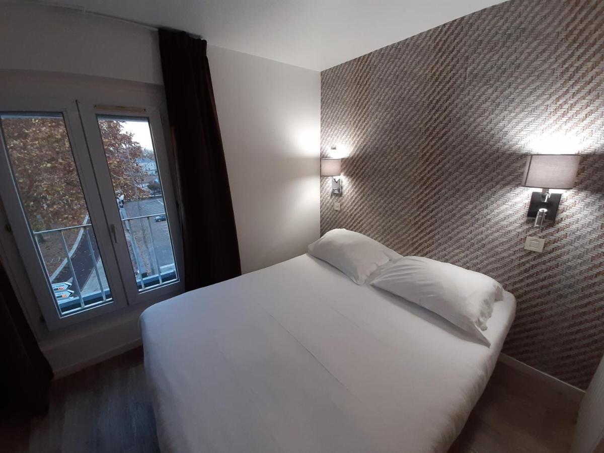 Le Royalty Hotel Angers Ngoại thất bức ảnh