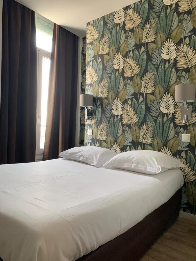 Le Royalty Hotel Angers Ngoại thất bức ảnh