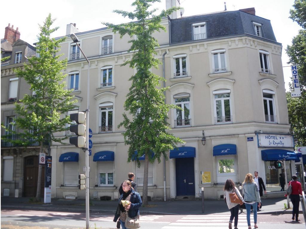 Le Royalty Hotel Angers Ngoại thất bức ảnh